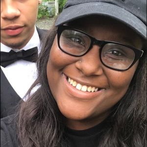 Meet your Posher, Shanaci